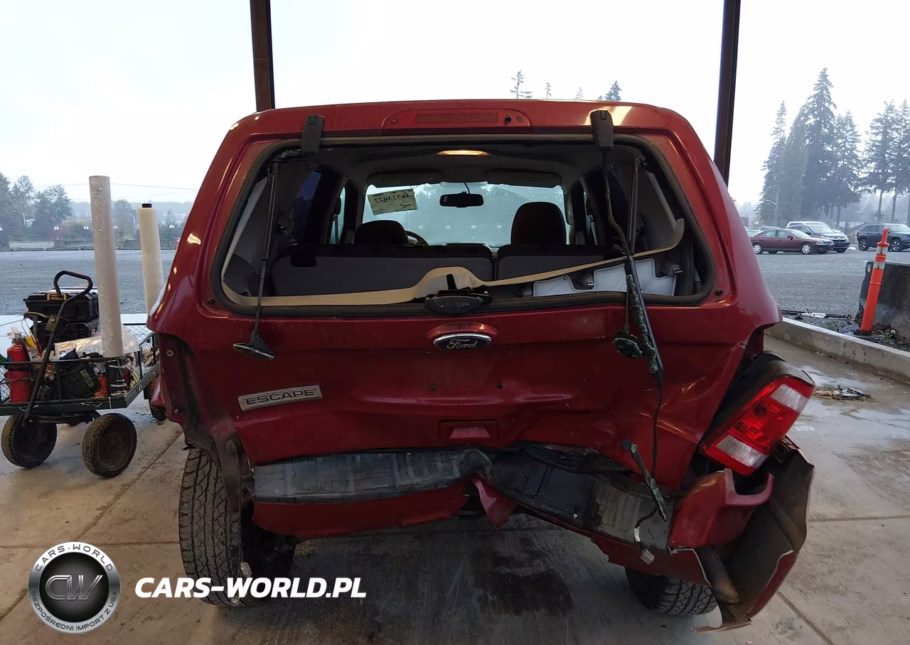 2011 Ford Escape Xls VIN:1FMCU0C78BKC42970 - 16