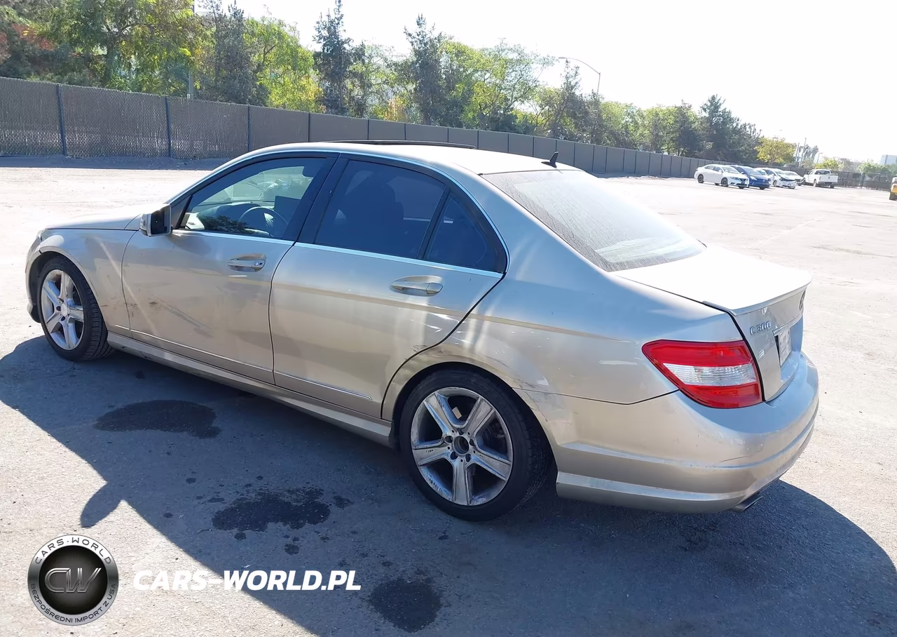 2011 Mercedes-Benz C 300 Luxury-Sport VIN:WDDGF5EB8BR136644 - 3