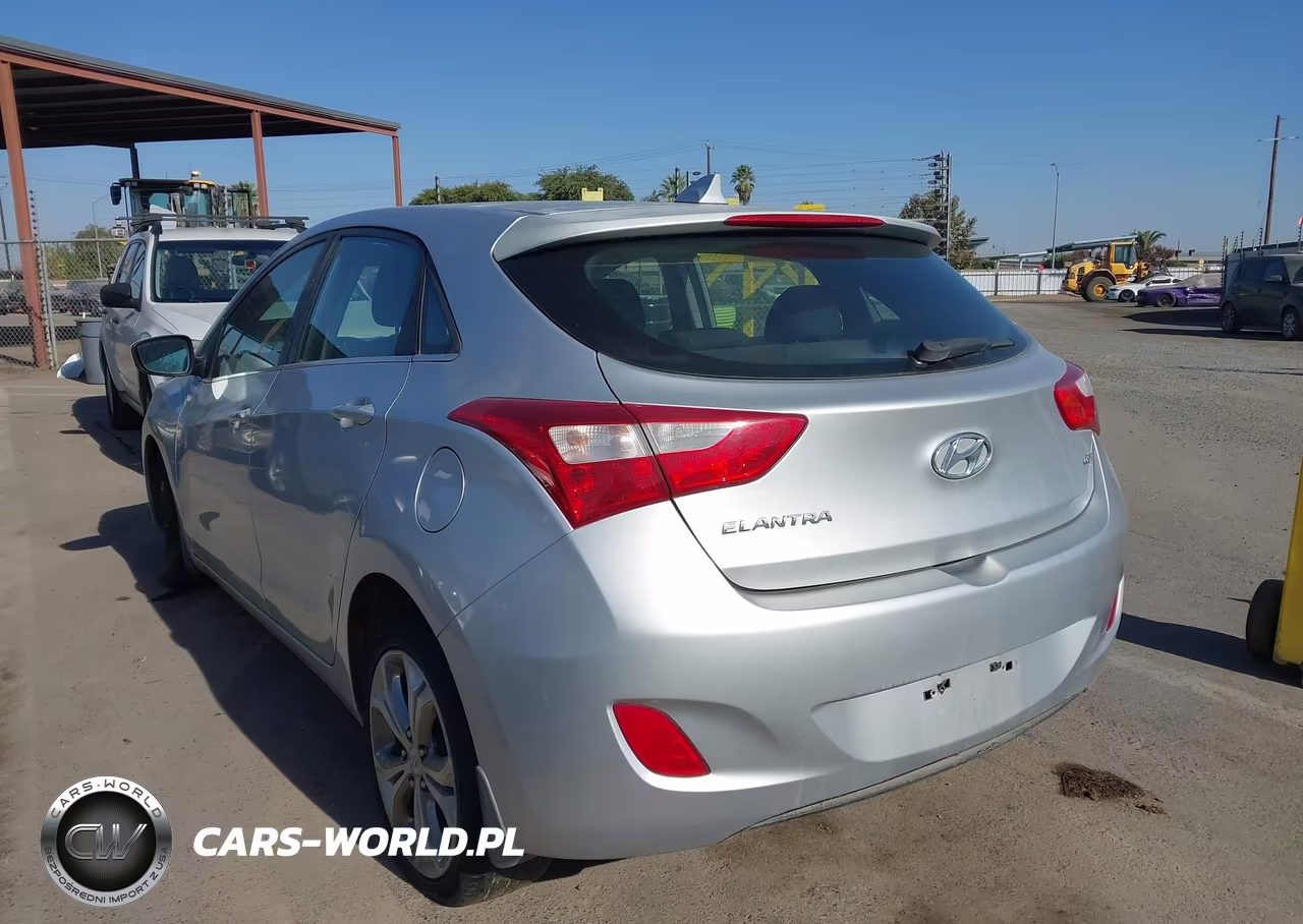 2013 Hyundai Elantra Gt VIN:KMHD35LE5DU124045 - 3