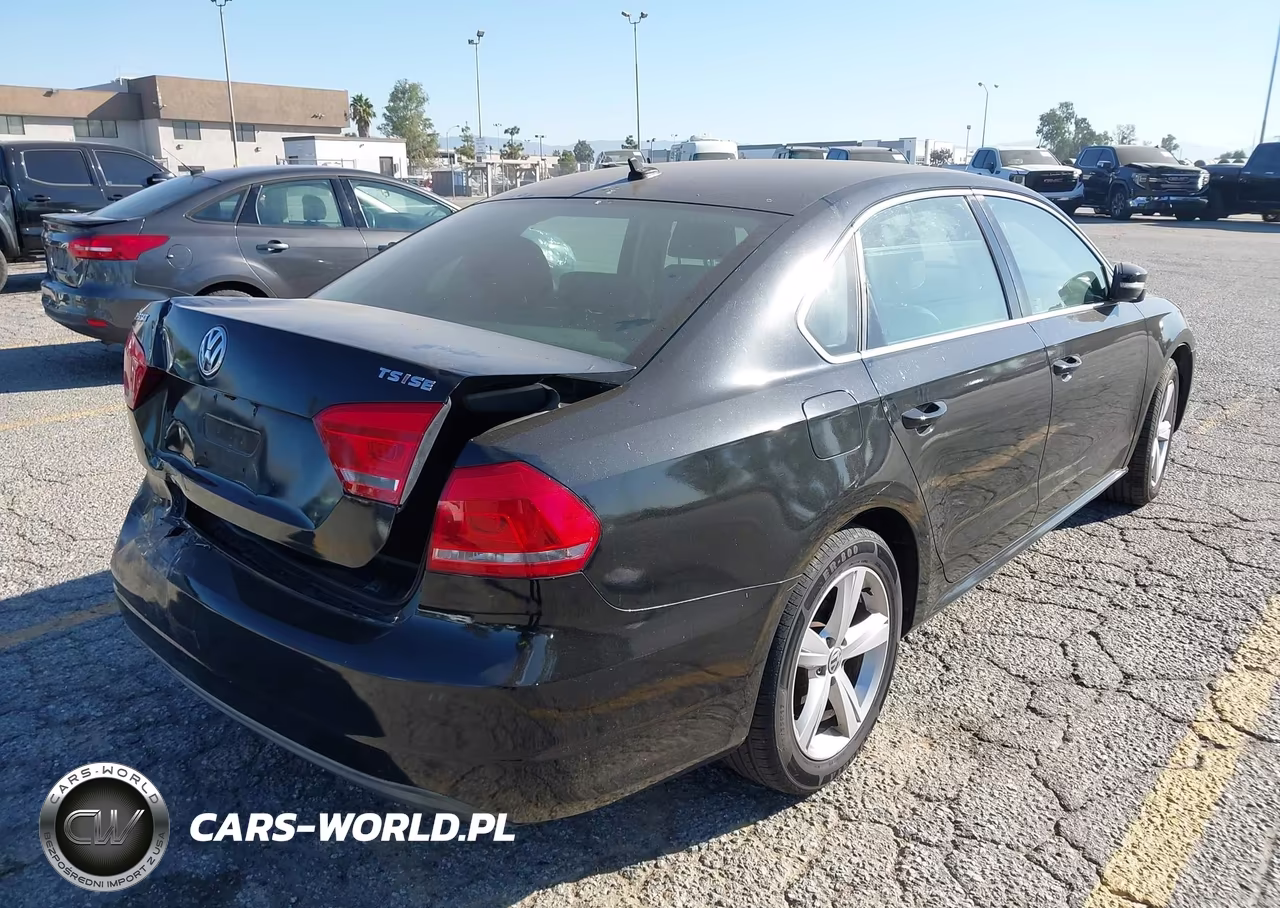 2014 Volkswagen Passat Se VIN:1VWBT7A35EC054155 - 4