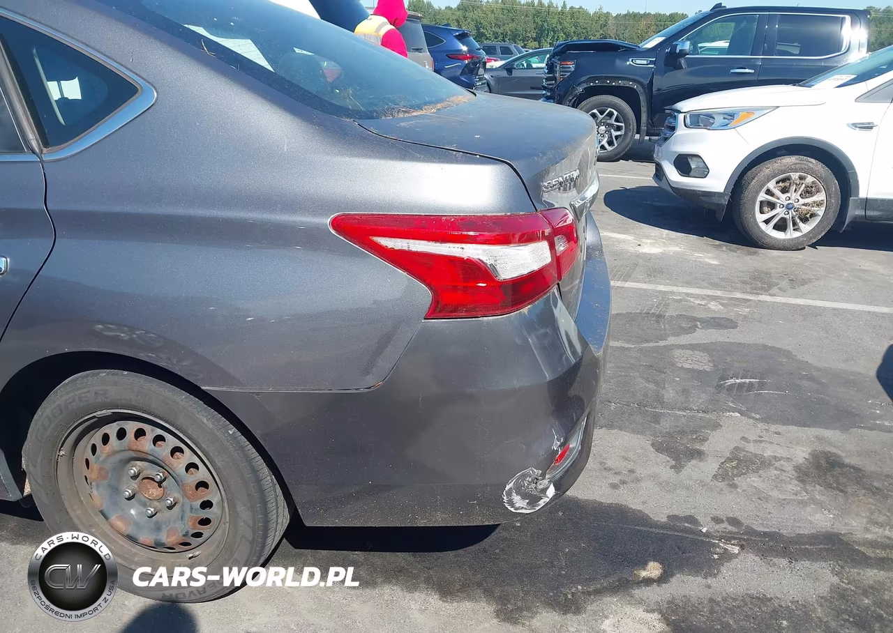 2016 Nissan Sentra S VIN:3N1AB7APXGY309299 - 14