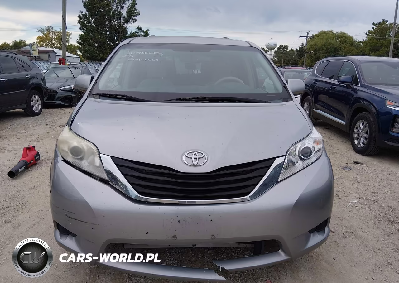 2014 Toyota Sienna Le V6 8 Passenger VIN:5TDKK3DC3ES474893 - 12