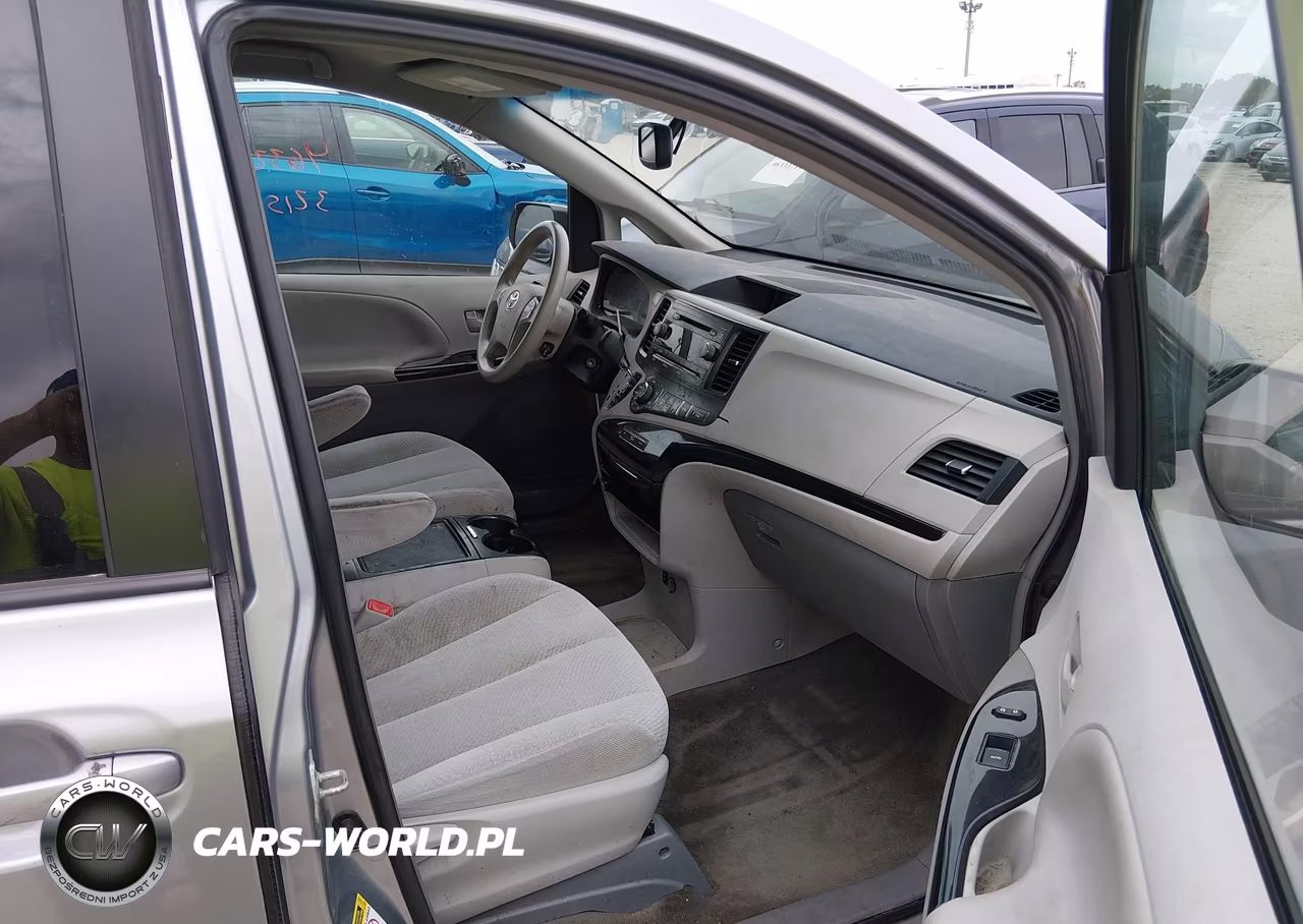 2014 Toyota Sienna Le V6 8 Passenger VIN:5TDKK3DC3ES474893 - 5