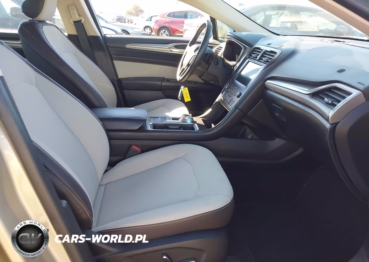 2019 Ford Fusion Se VIN:3FA6P0HD0KR201578 - 5