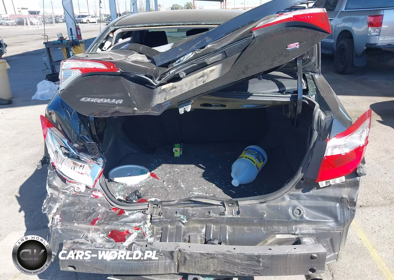 2016 Toyota Corolla S Plus VIN:5YFBURHE6GP443187 - 17