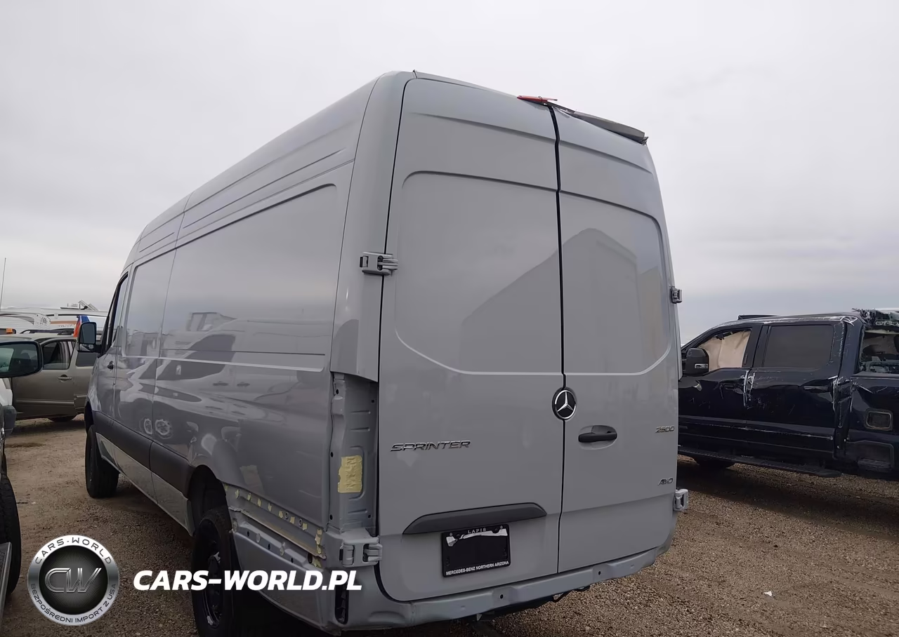 2025 Mercedes-Benz Sprinter 2500 High Roof 4-Cyl Diesel Ho VIN:W1Y4NCVY8ST213570 - 3