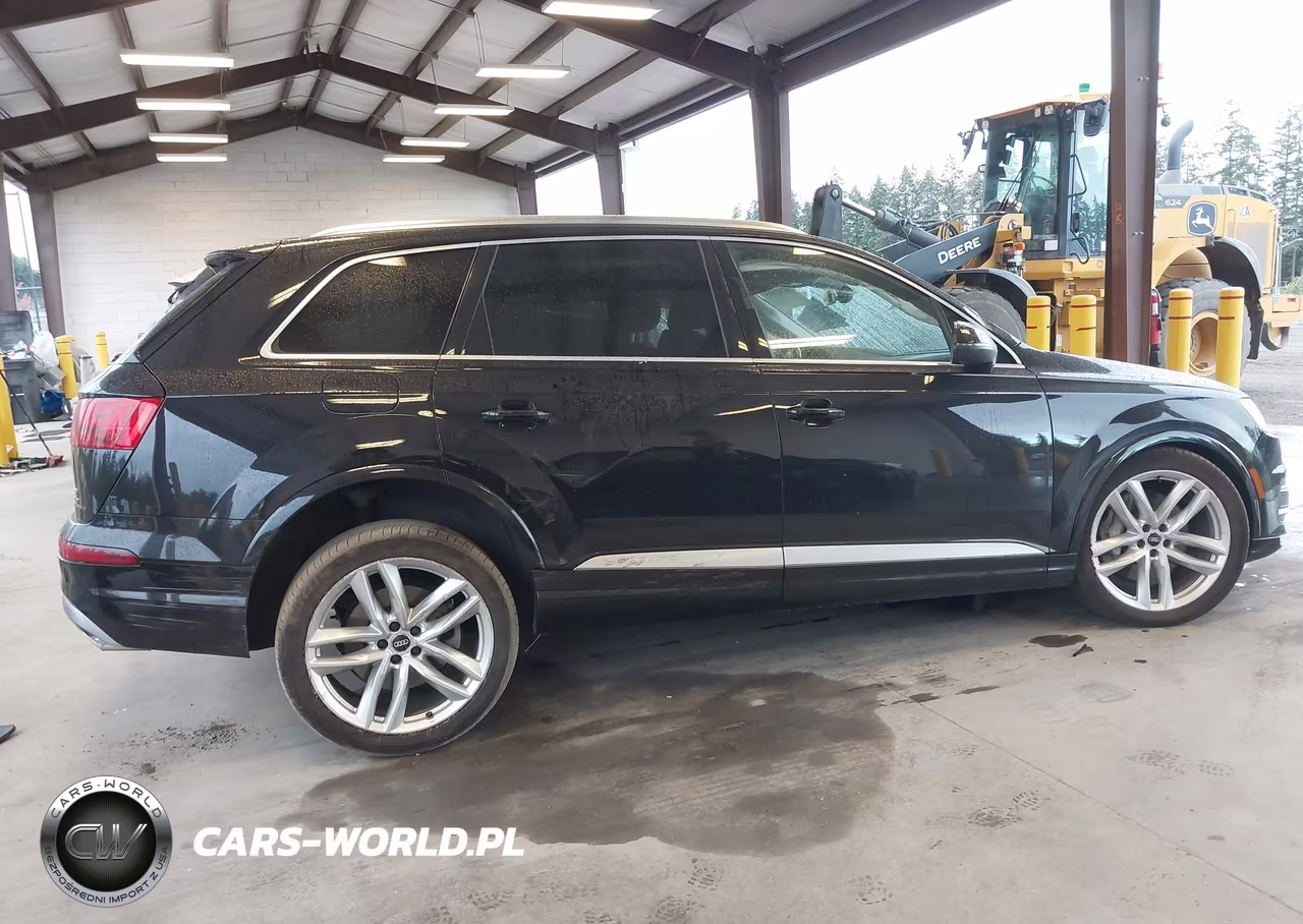 2017 Audi Q7 3.0T Premium VIN:WA1VAAF71HD023377 - 13