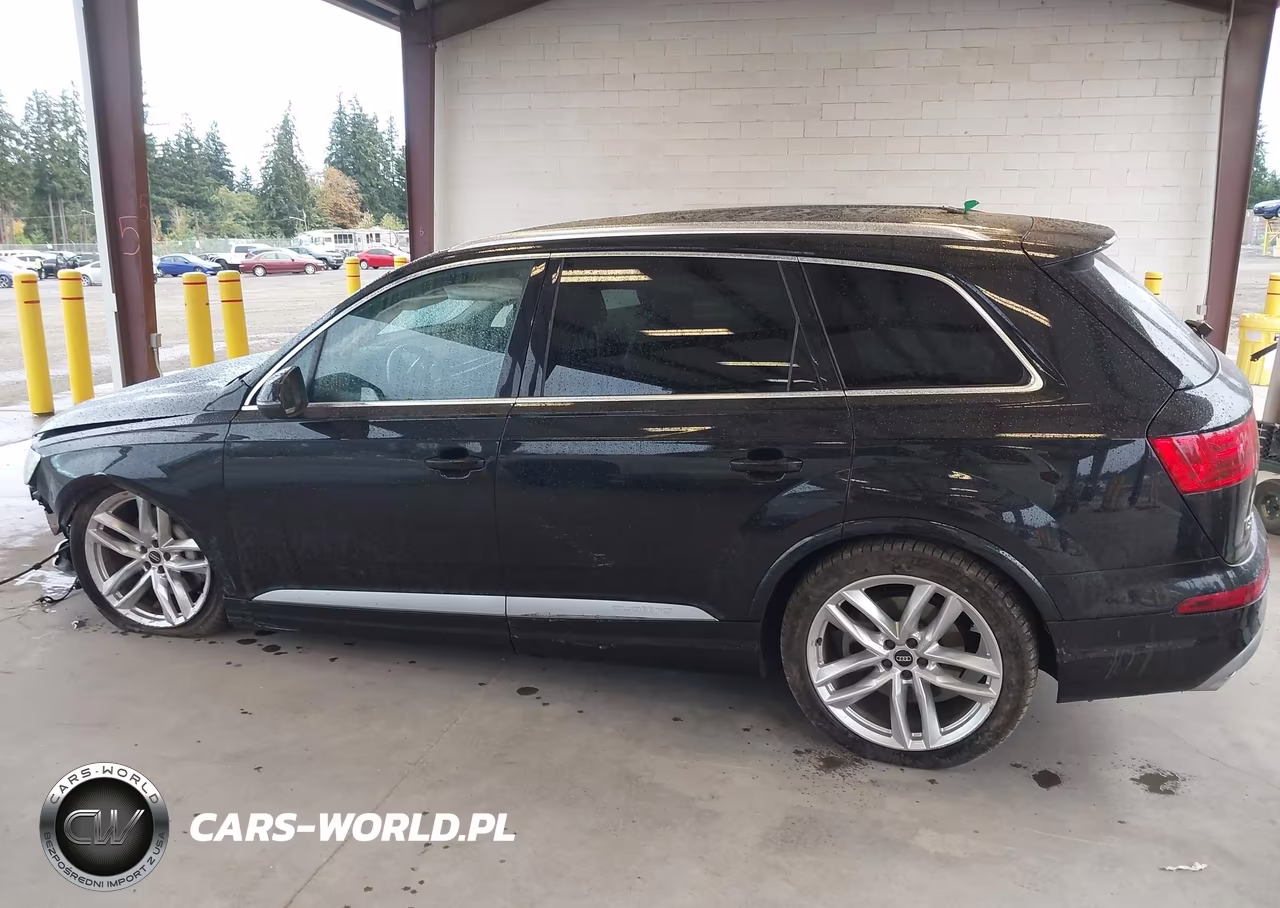 2017 Audi Q7 3.0T Premium VIN:WA1VAAF71HD023377 - 14