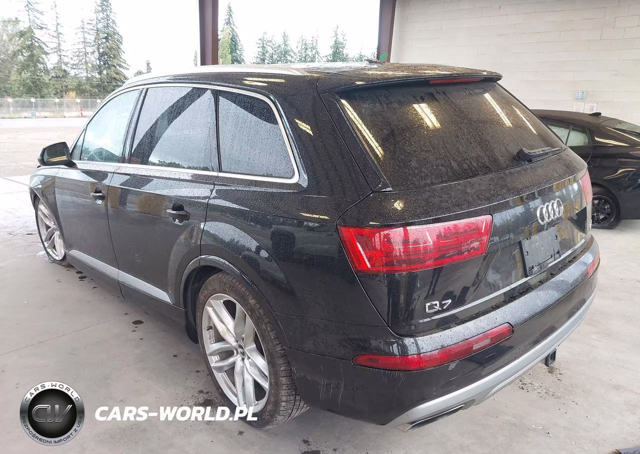 2017 Audi Q7 3.0T Premium VIN:WA1VAAF71HD023377 - 3