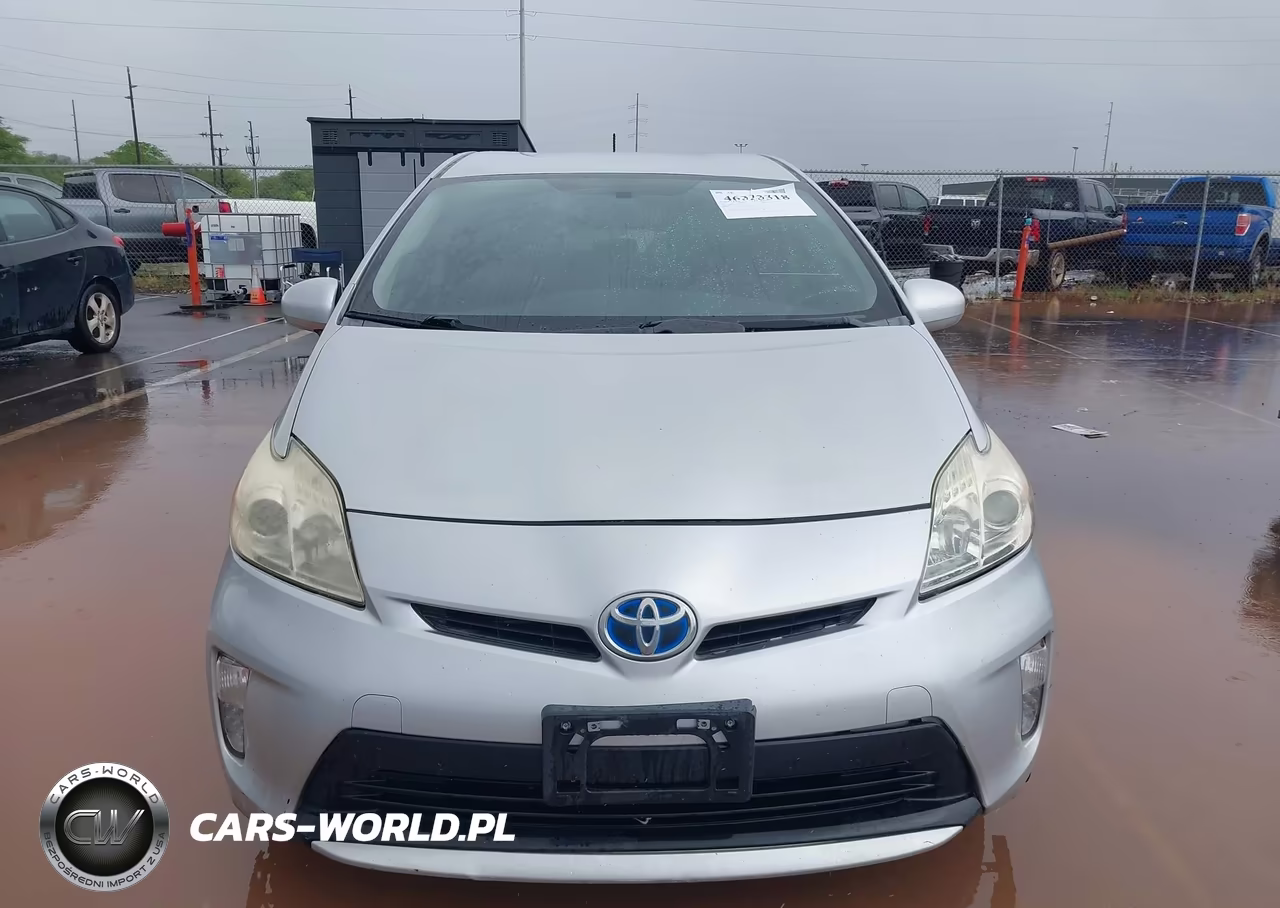 2015 Toyota Prius Two VIN:JTDKN3DU9F1997401 - 12