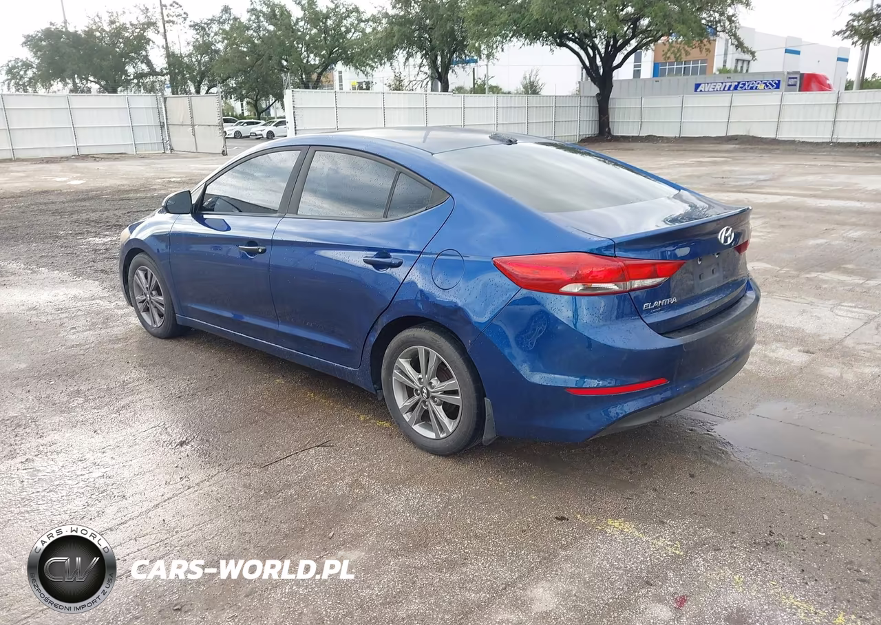 2017 Hyundai Elantra Se VIN:5NPD84LF1HH055704 - 3