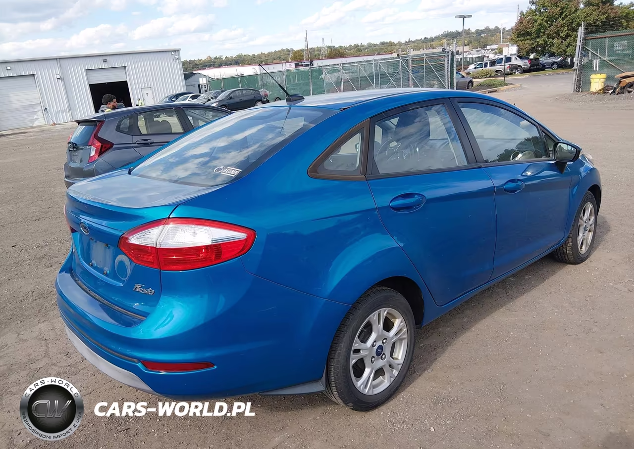 2016 Ford Fiesta Se VIN:3FADP4BJ3GM205884 - 4