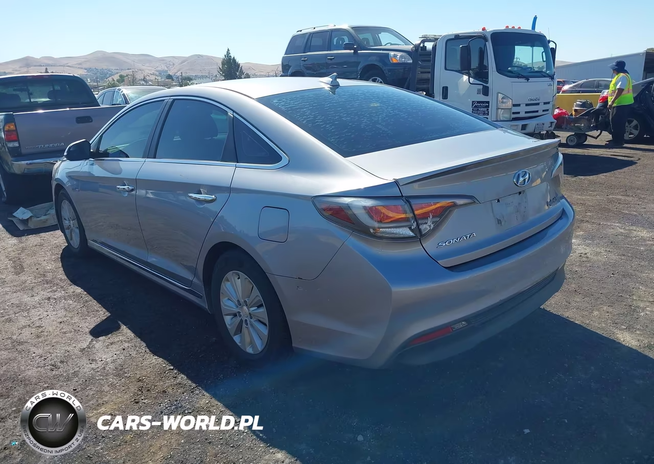 2016 Hyundai Sonata Hybrid Se VIN:KMHE24L16GA013864 - 3