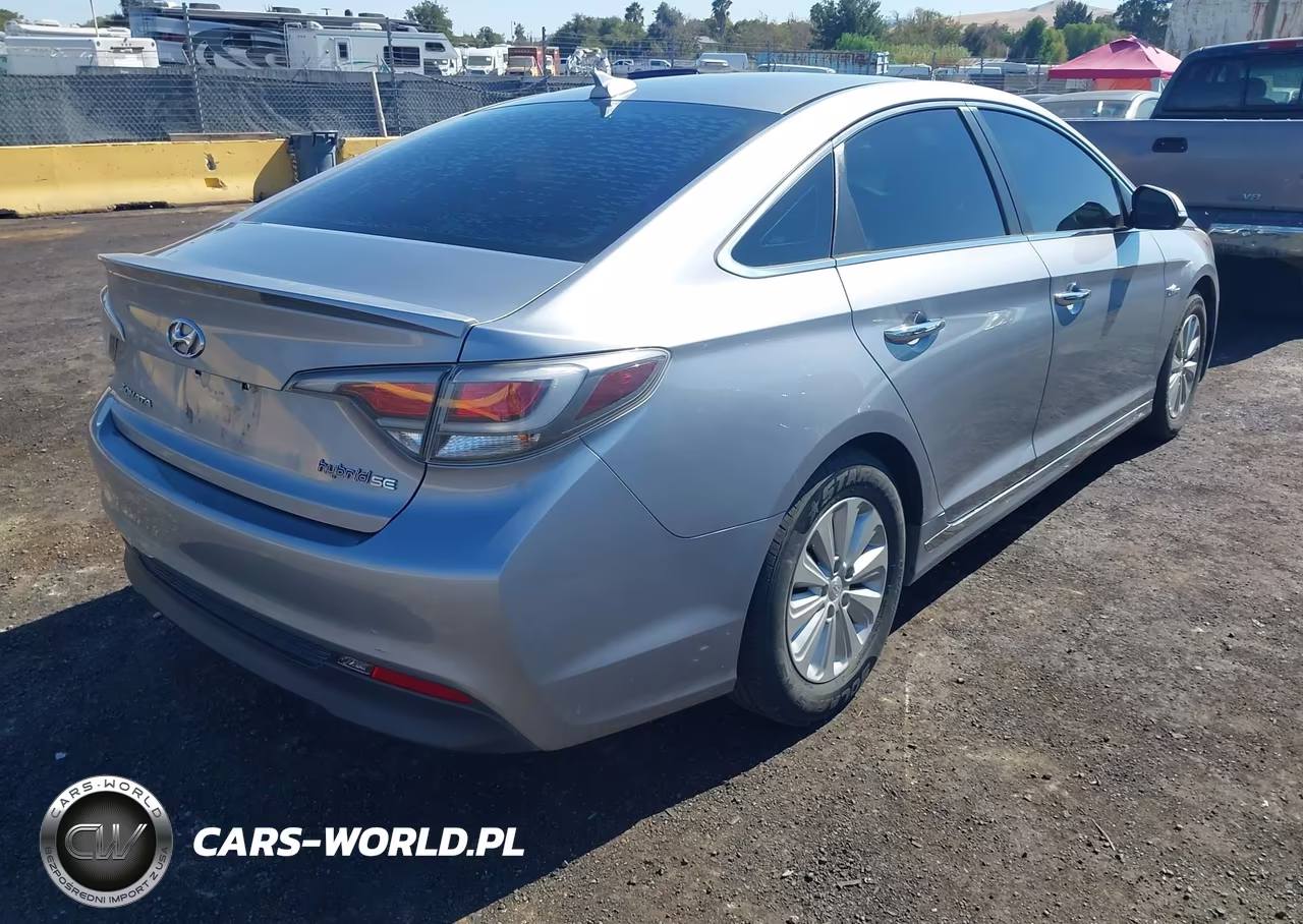 2016 Hyundai Sonata Hybrid Se VIN:KMHE24L16GA013864 - 4