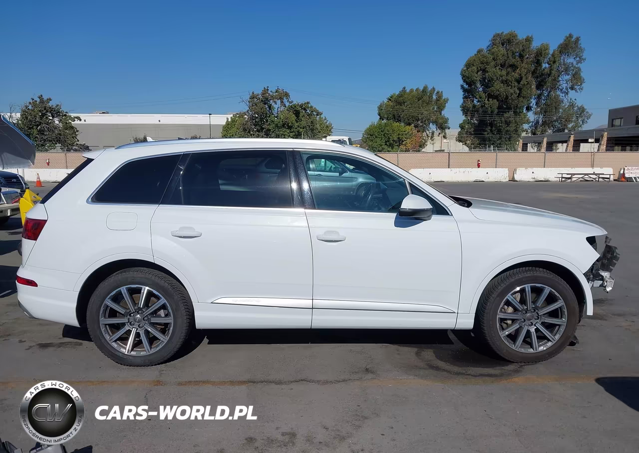 2018 Audi Q7 3.0T Premium VIN:WA1VAAF78JD013791 - 14