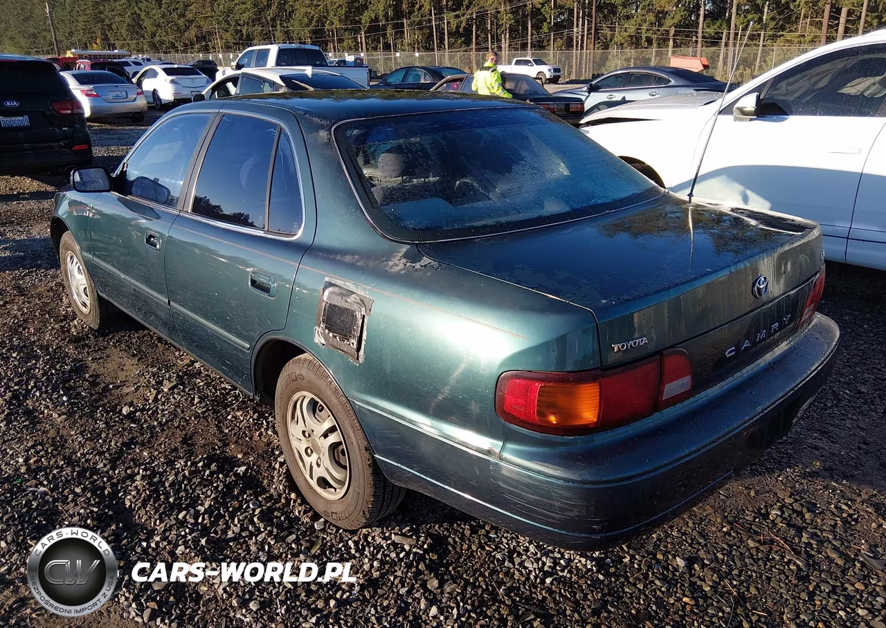 1996 Toyota Camry Dx-Le-Xle VIN:JT2BG12K8T0401818 - 3
