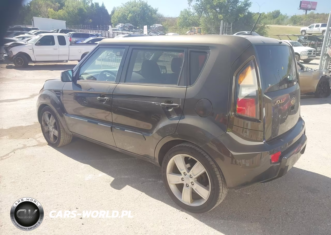 2011 Kia Soul ! VIN:KNDJT2A22B7302925 - 3