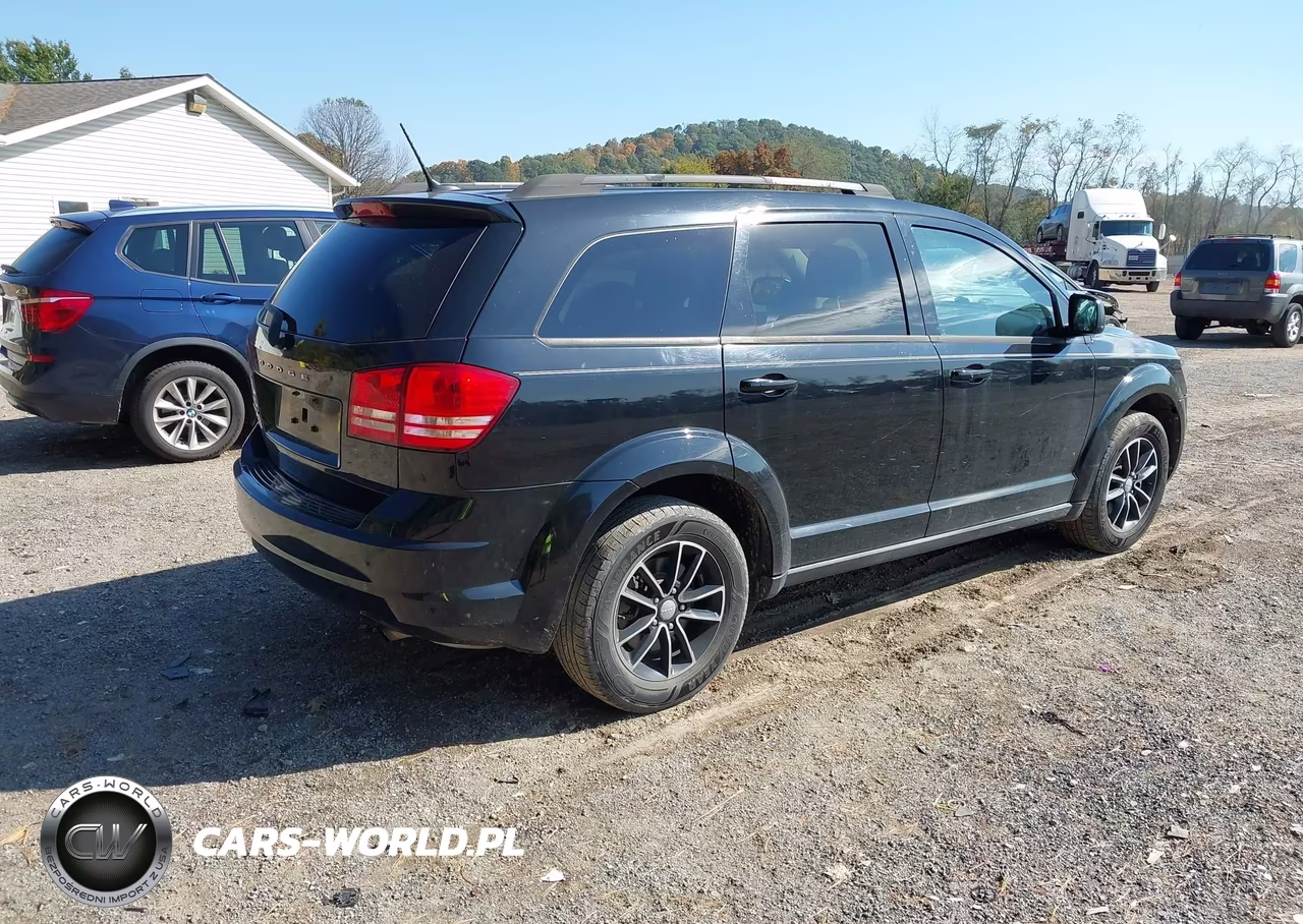 2017 Dodge Journey Se VIN:3C4PDCAB2HT573680 - 4