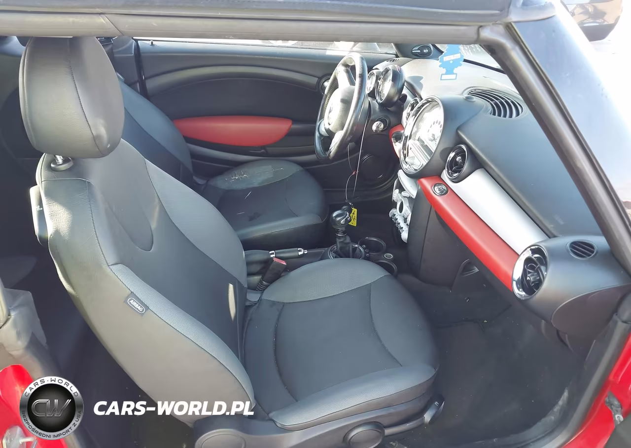 2010 Mini Cooper VIN:WMWMR3C52ATU97601 - 5