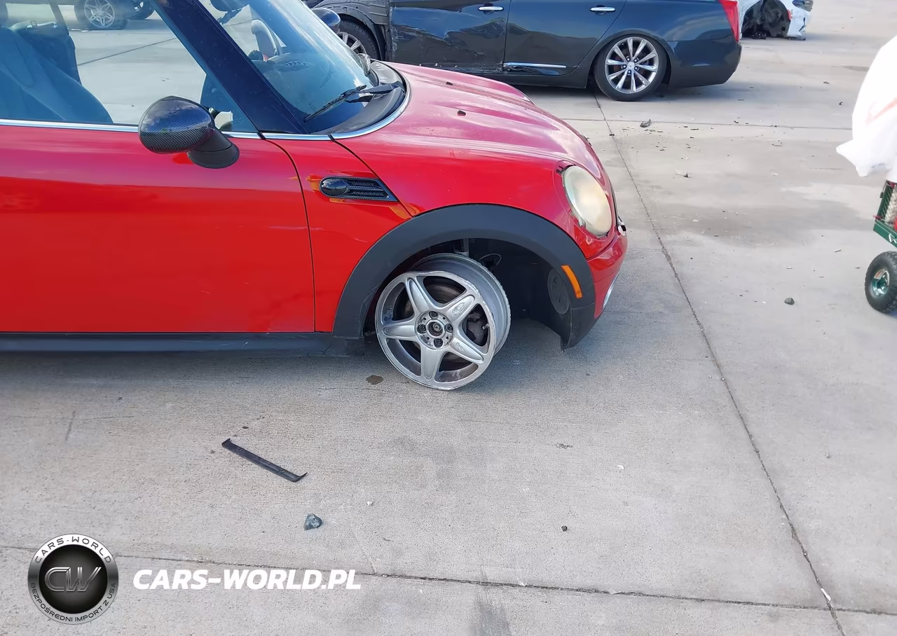 2010 Mini Cooper VIN:WMWMR3C52ATU97601 - 6