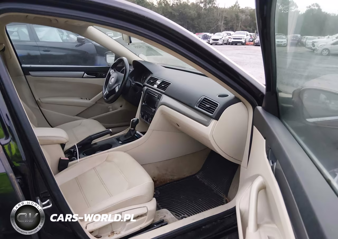 2015 Volkswagen Passat 1.8T Limited Edition VIN:1VWAT7A38FC109288 - 5