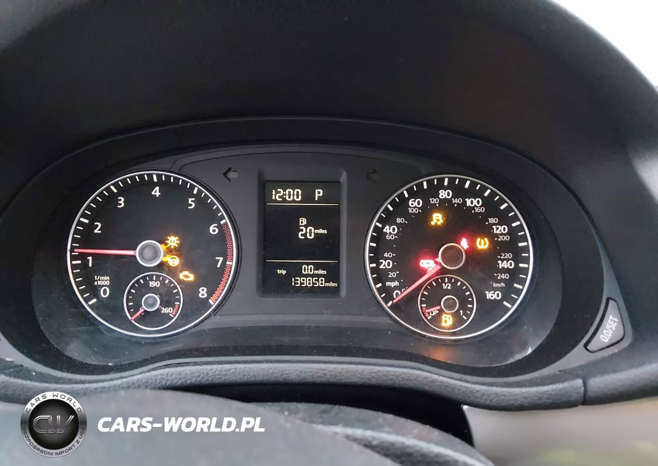 2015 Volkswagen Passat 1.8T Limited Edition VIN:1VWAT7A38FC109288 - 7