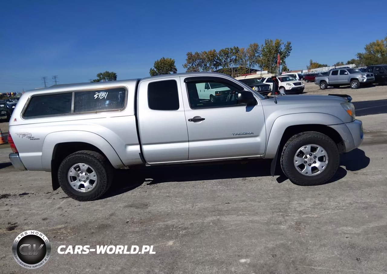 2008 Toyota Tacoma Base V6 VIN:5TEUU42NX8Z486219 - 13