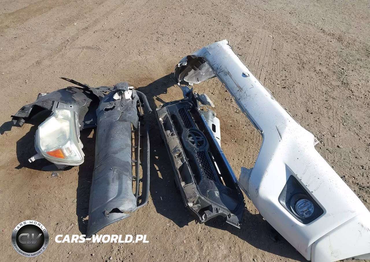 2015 Toyota Tacoma Prerunner V6 VIN:5TFJU4GNXFX078030 - 12