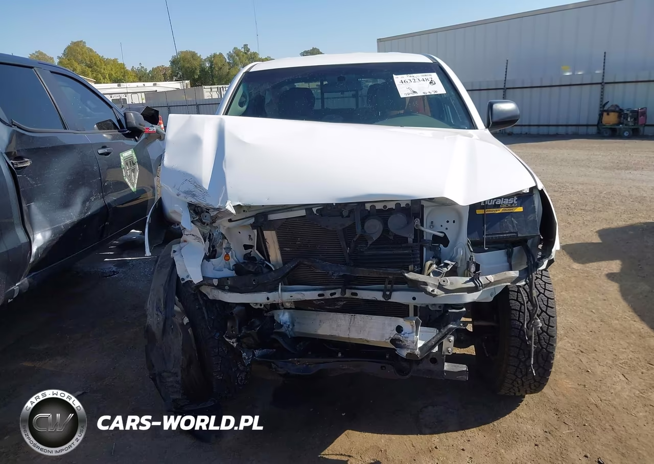 2015 Toyota Tacoma Prerunner V6 VIN:5TFJU4GNXFX078030 - 13