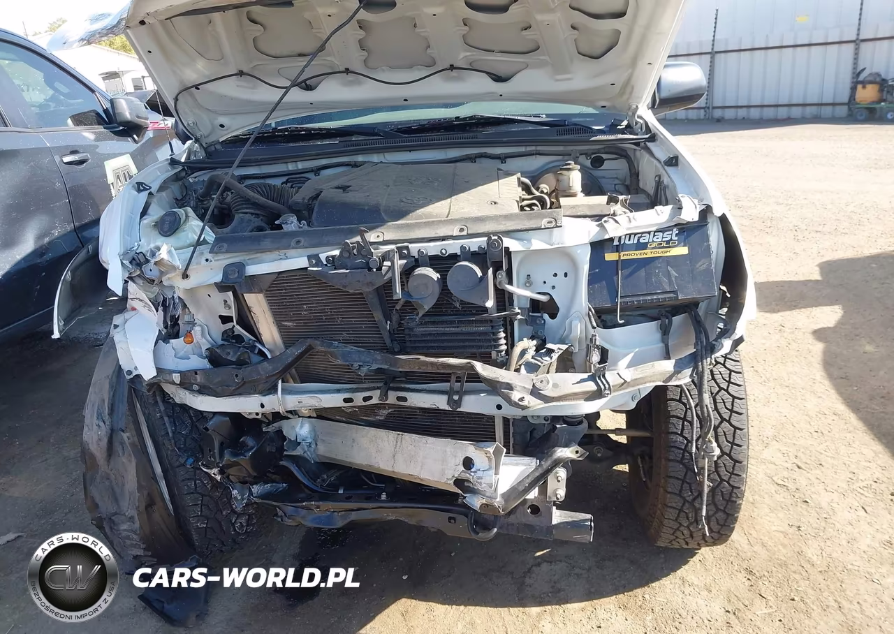 2015 Toyota Tacoma Prerunner V6 VIN:5TFJU4GNXFX078030 - 6