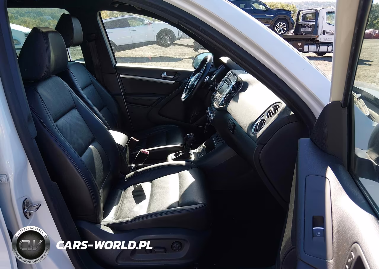 2014 Volkswagen Tiguan R-Line VIN:WVGBV3AX4EW113991 - 5