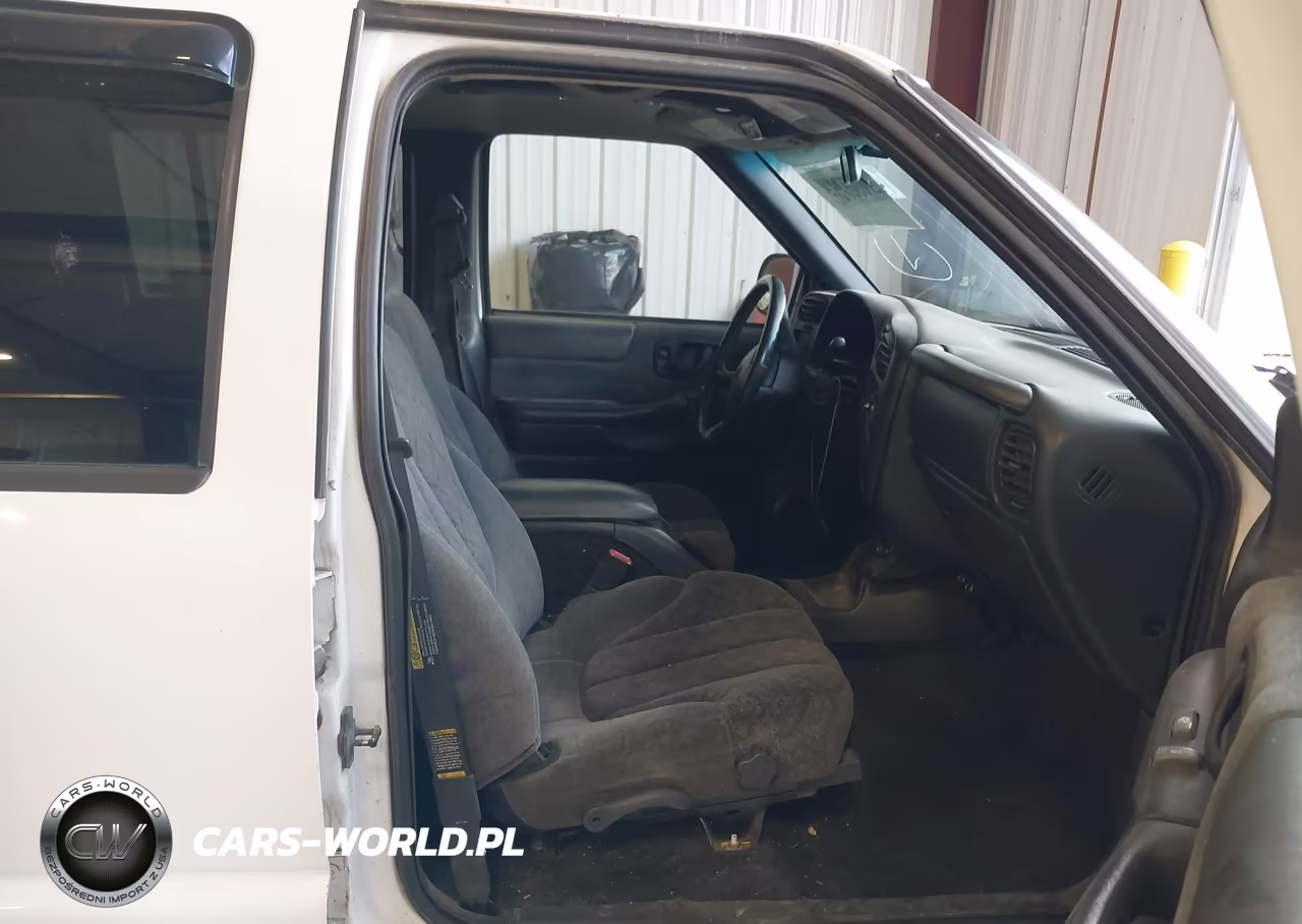 2002 Chevrolet S-10 Ls VIN:1GCDT13W52K127154 - 5