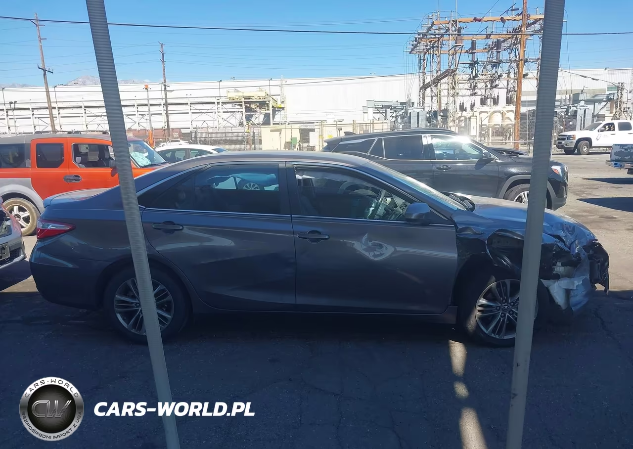 2015 Toyota Camry Se VIN:4T1BF1FK3FU957967 - 13