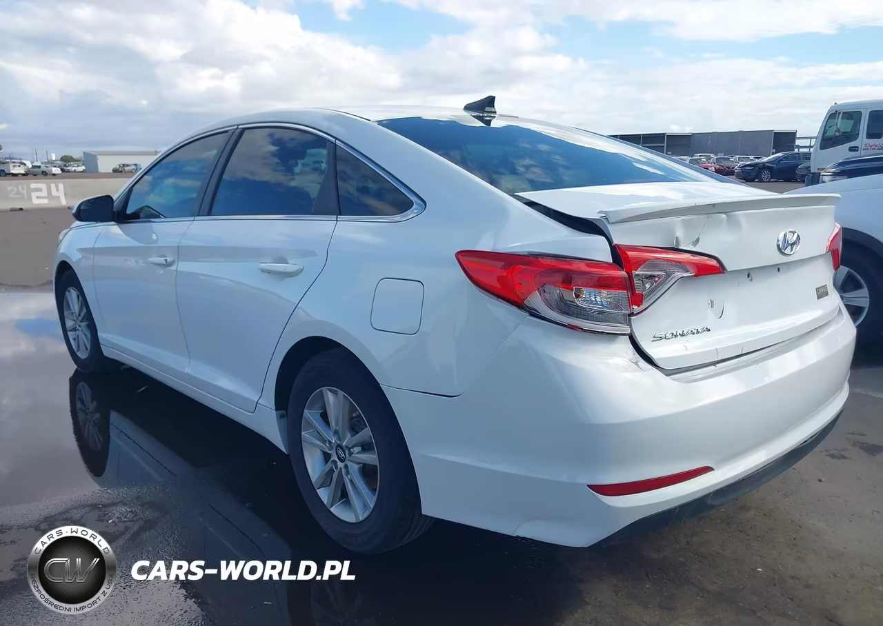 2015 Hyundai Sonata Se VIN:5NPE24AF0FH073987 - 3
