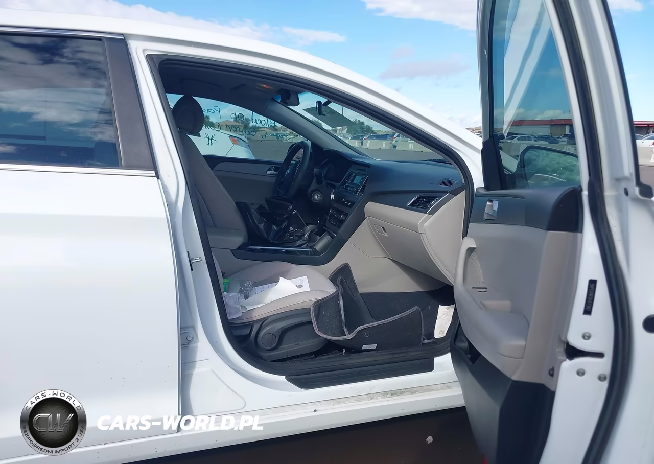 2015 Hyundai Sonata Se VIN:5NPE24AF0FH073987 - 5