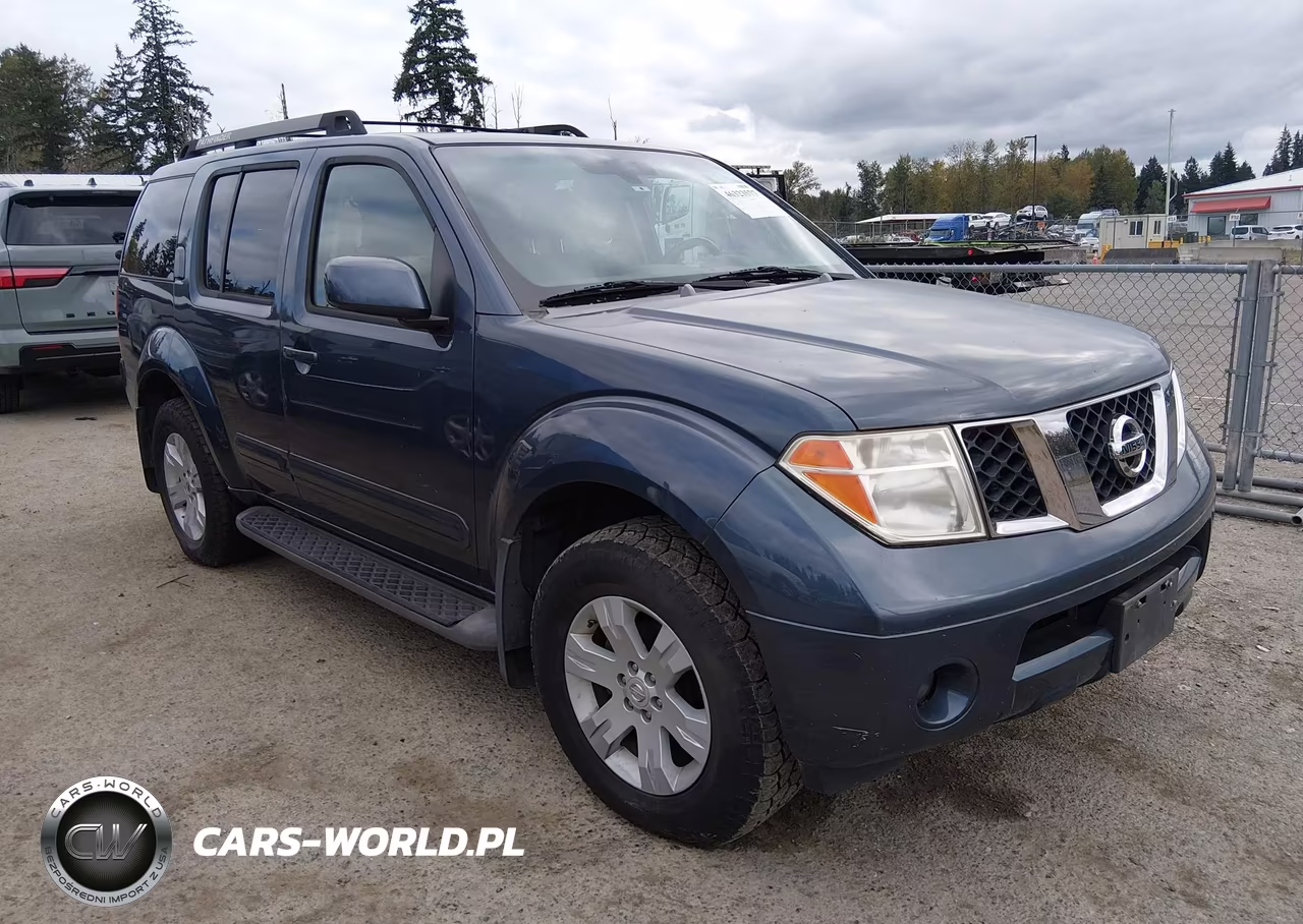 2005 Nissan Pathfinder Le