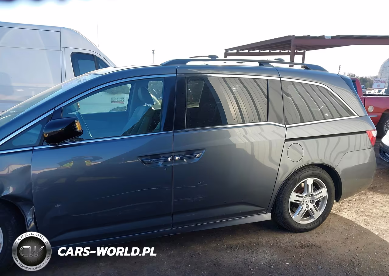 2013 Honda Odyssey Touring-Touring Elite VIN:5FNRL5H96DB018802 - 14