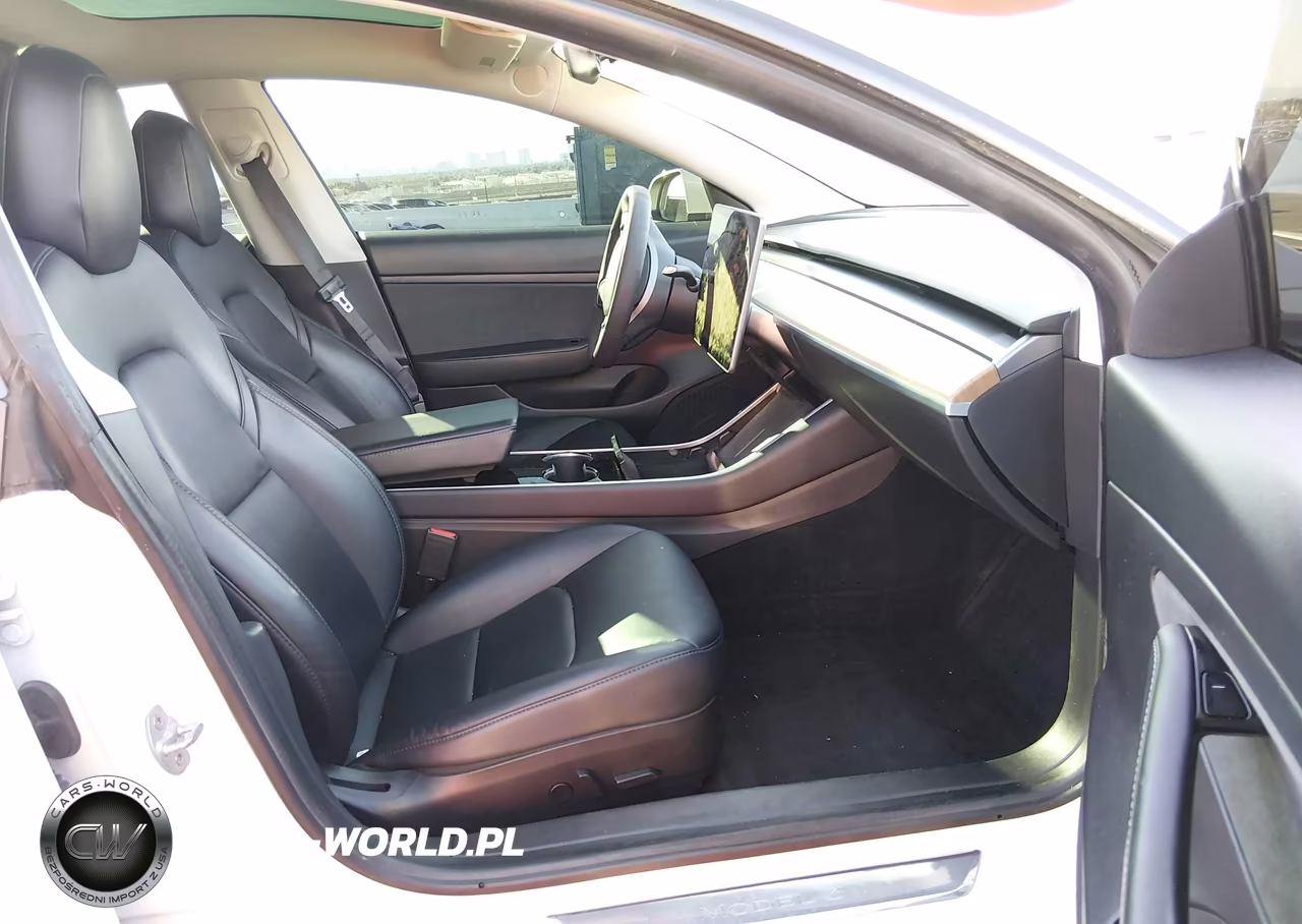 2020 Tesla Model 3 Standard Range Plus Rear-Wheel Drive-Standard Range Rear-Wheel Drive VIN:5YJ3E1EA6LF745864 - 5