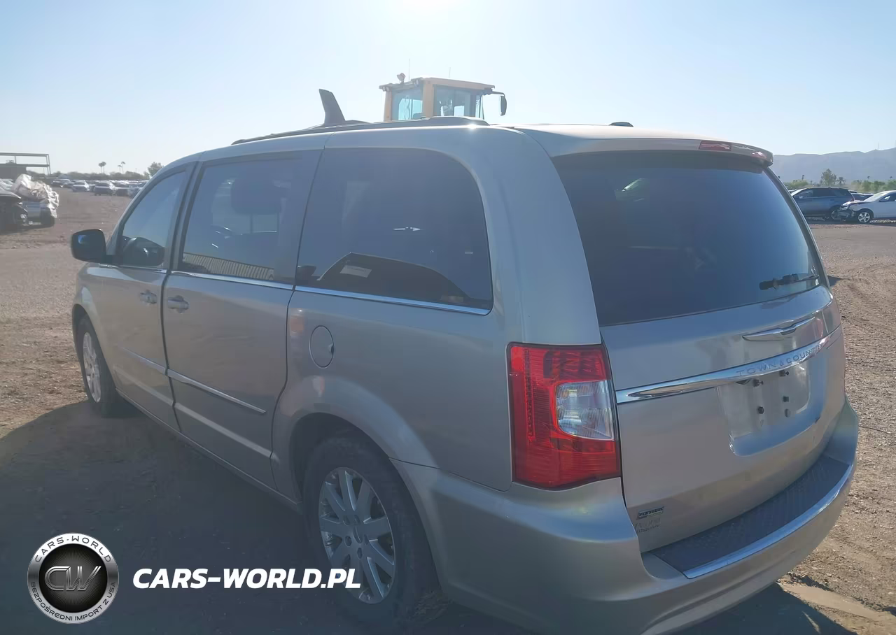 2013 Chrysler Town & Country Touring VIN:2C4RC1BG5DR721005 - 3