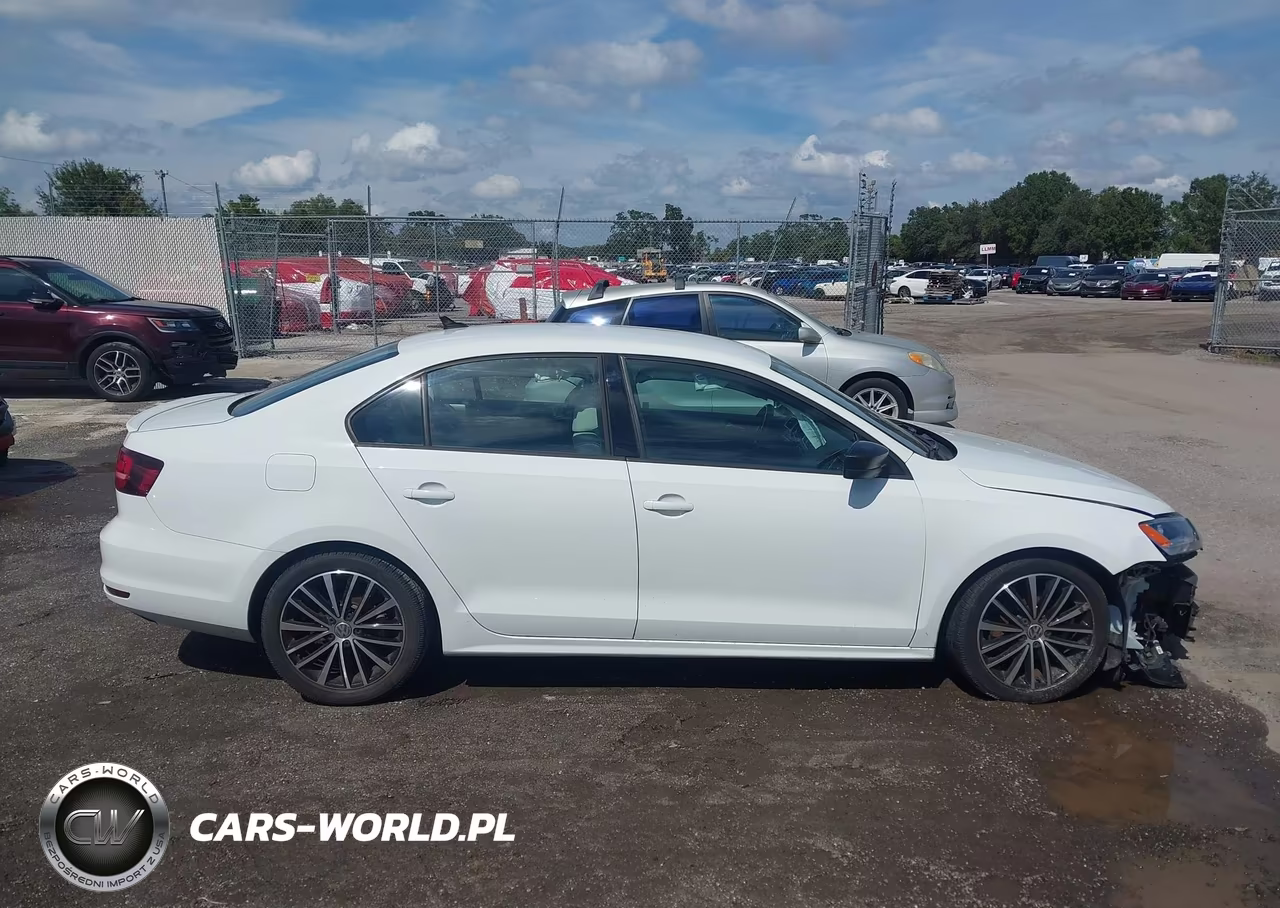 2016 Volkswagen Jetta 1.8T Sport VIN:3VWD17AJ4GM413929 - 14