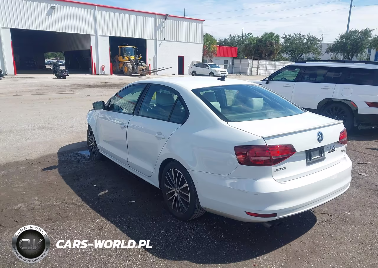2016 Volkswagen Jetta 1.8T Sport VIN:3VWD17AJ4GM413929 - 3