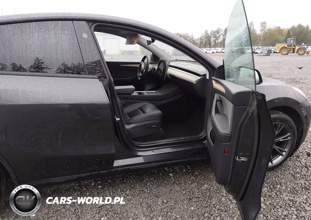 2024 Tesla Model Y Long Range Dual Motor All-Wheel Drive VIN:7SAYGDEE2RF166273 - 5