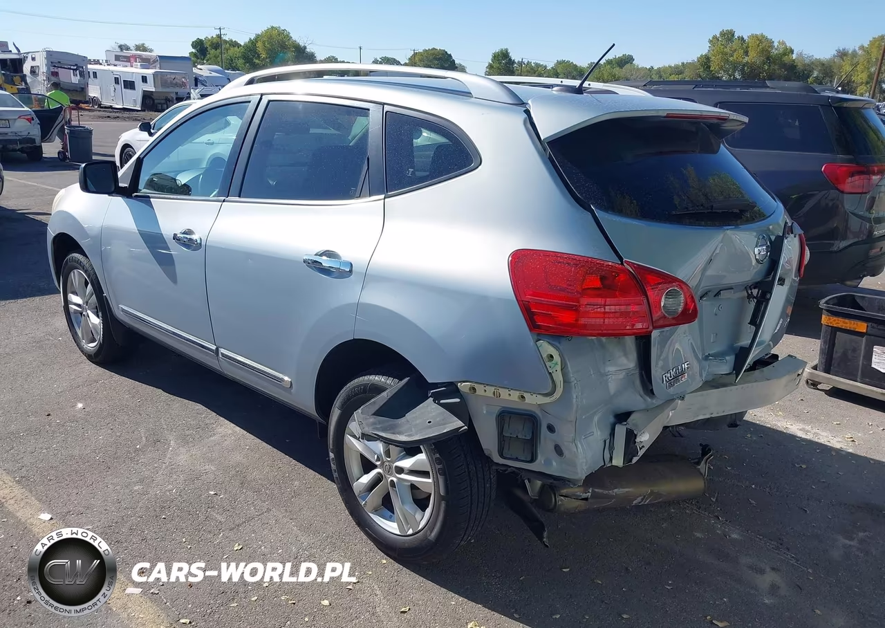 2015 Nissan Rogue Select S VIN:JN8AS5MV8FW258228 - 3