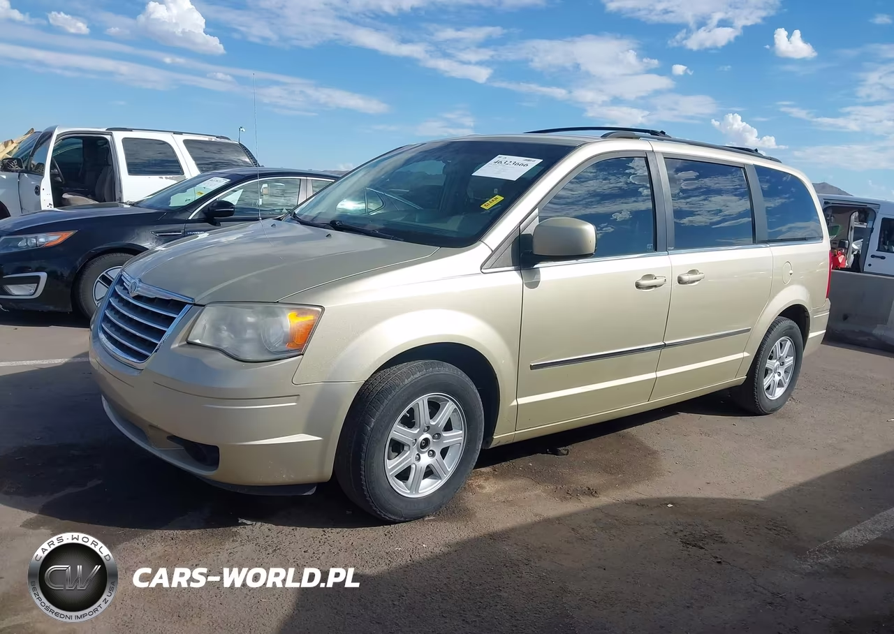 2010 Chrysler Town & Country Touring VIN:2A4RR5D17AR226387 - 2