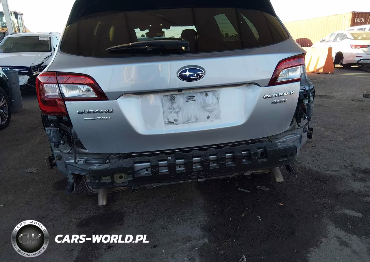 2018 Subaru Outback 3.6R Limited VIN:4S4BSENC9J3252554 - 6