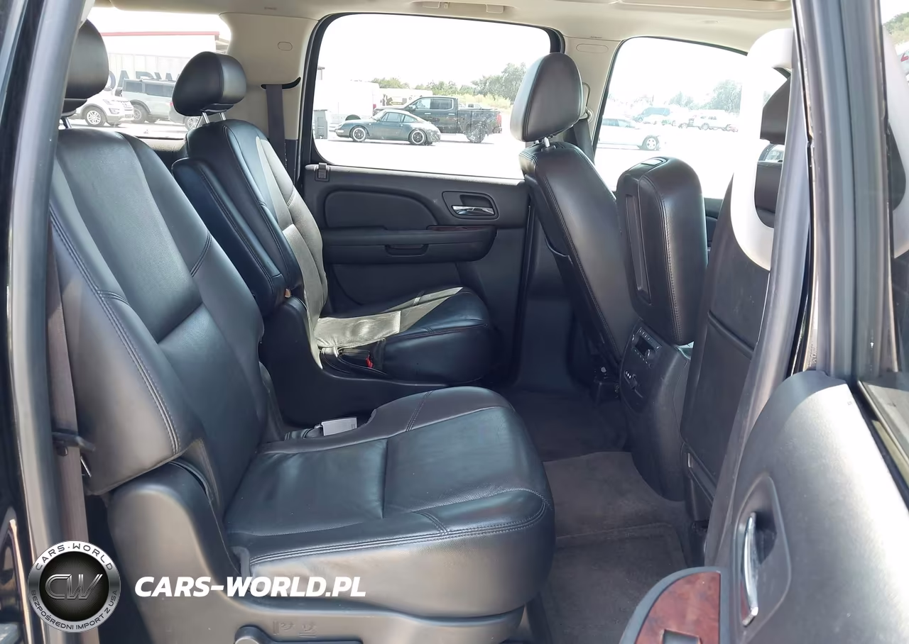 2009 Chevrolet Suburban 1500 Ltz VIN:1GNFK36329R225897 - 8