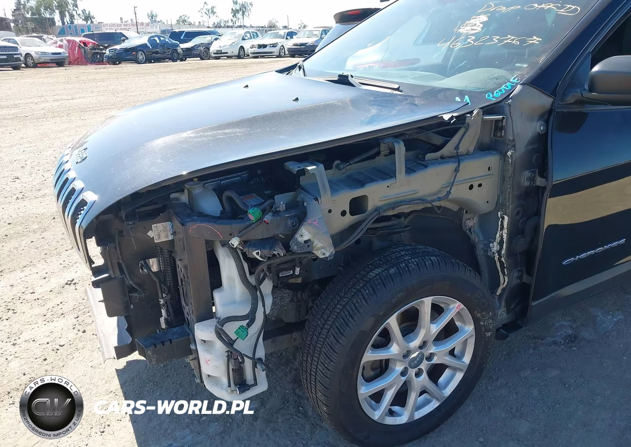 2017 Jeep Cherokee Sport Fwd VIN:1C4PJLAB5HW547612 - 6