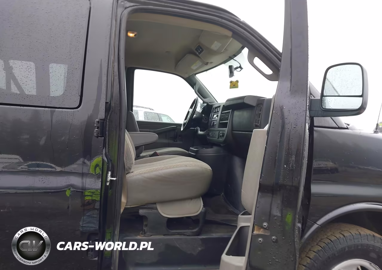 2018 Chevrolet Express 3500 Lt VIN:1GAZGPFG5J1289252 - 5