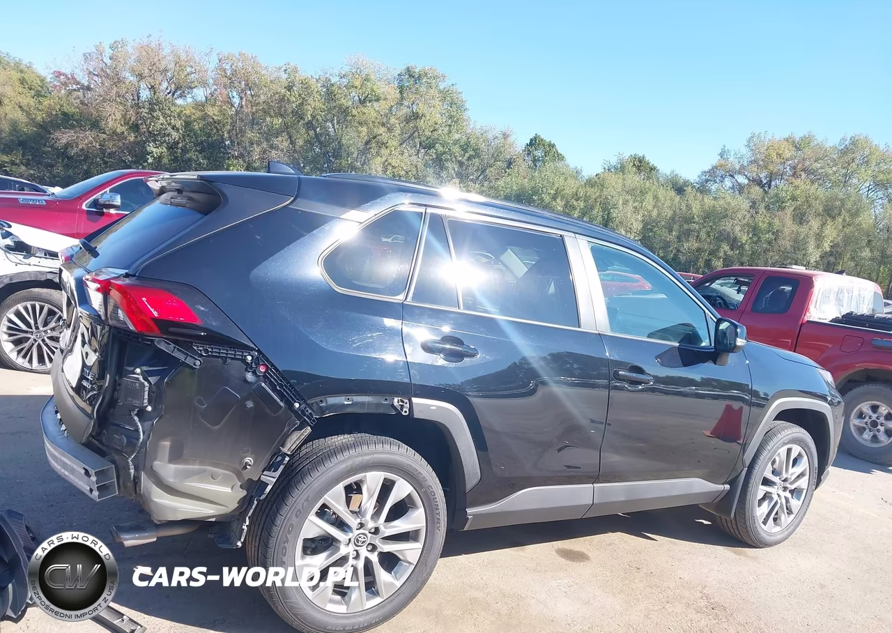 2022 Toyota Rav4 Xle Premium VIN:2T3A1RFV0NC319265 - 14