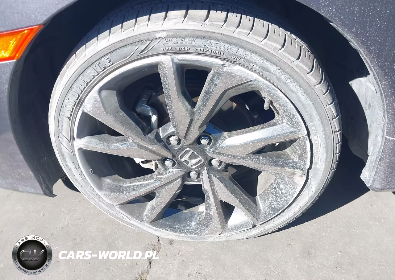 2019 Honda Civic Sport VIN:19XFC2F81KE046327 - 18